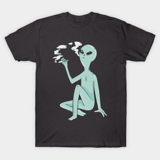 Alien smoking T-Shirt